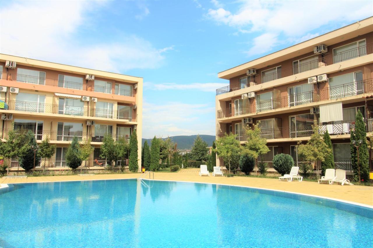 Holiday-Orchid Menada Apartments Slântsjev Brjag Eksteriør bilde
